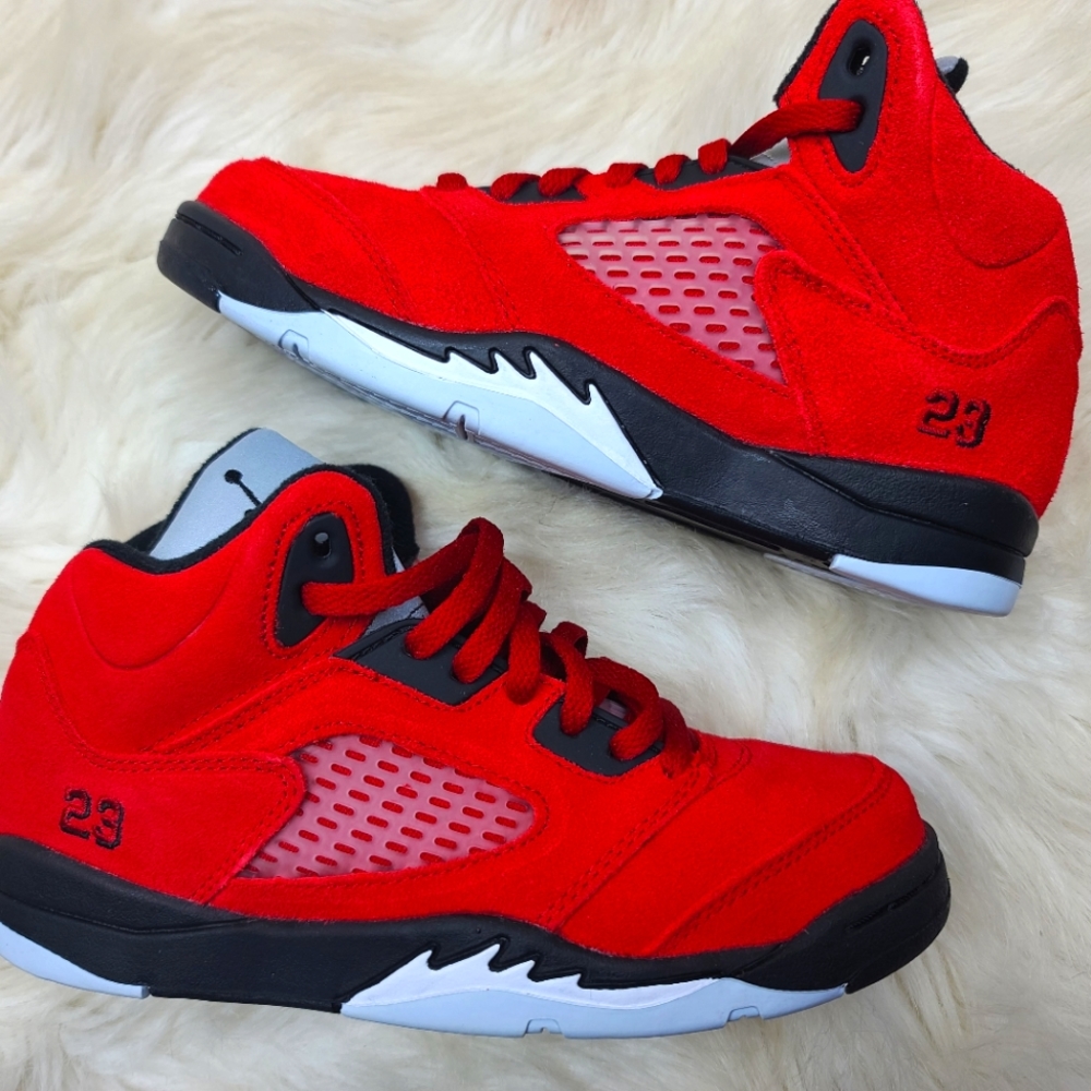 Jordan 5 Retro PS Raging Bull youth size 2 NEW in BOX